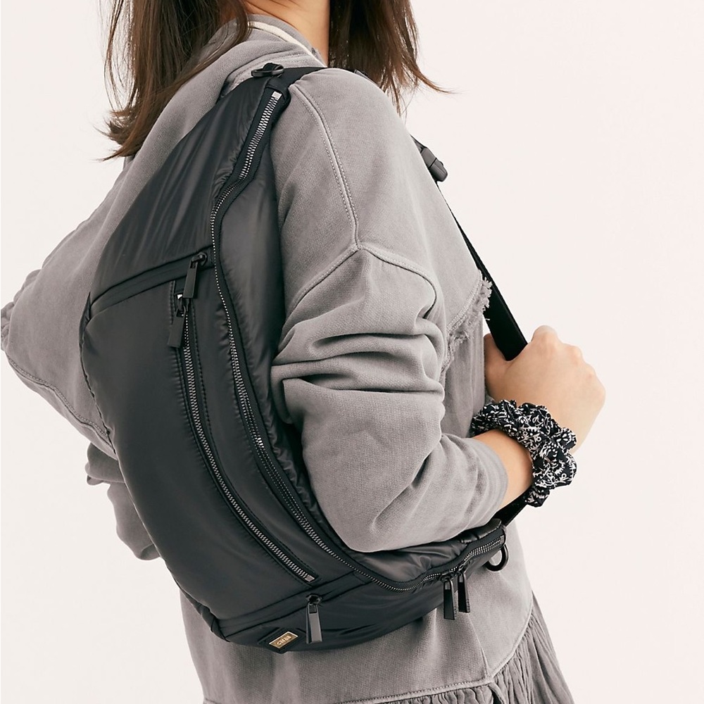 *SOLD*✨Free People x Caraa Sling Bag in Black✨